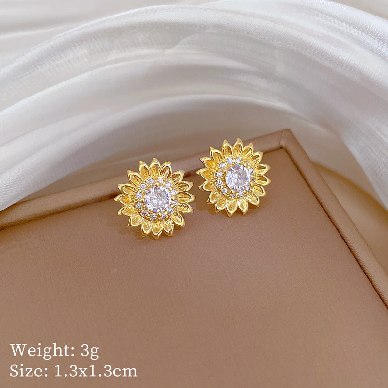 Suite Light Luxury Full Diamond Hollow Necklaces