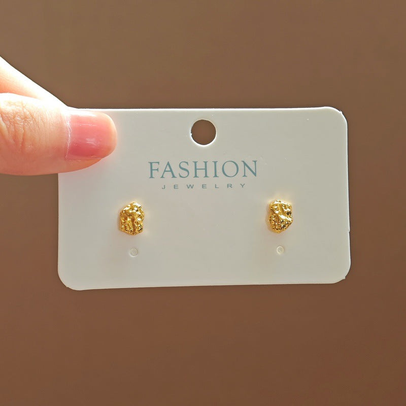 Women's Creative Simple Pearl Vintage Ornament Earrings