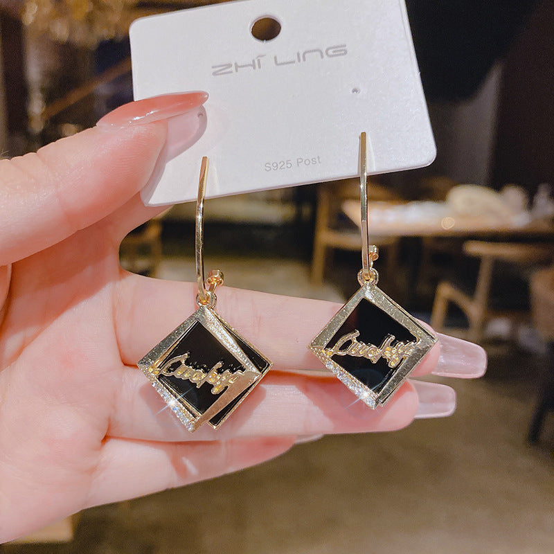Simple Female Sier Light High-grade Small Ear Earrings