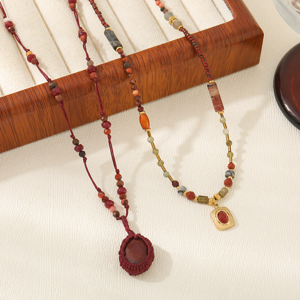 Good-looking Redstone Hand-woven Temperament Entry Lux Necklaces