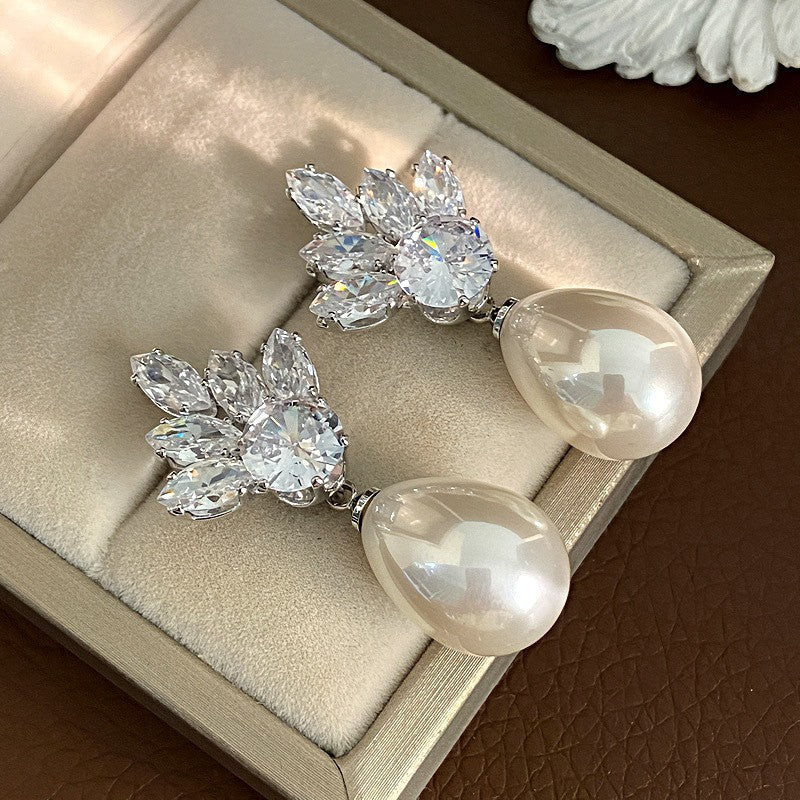 Shining Diamond Irregular Round Female Special Earrings