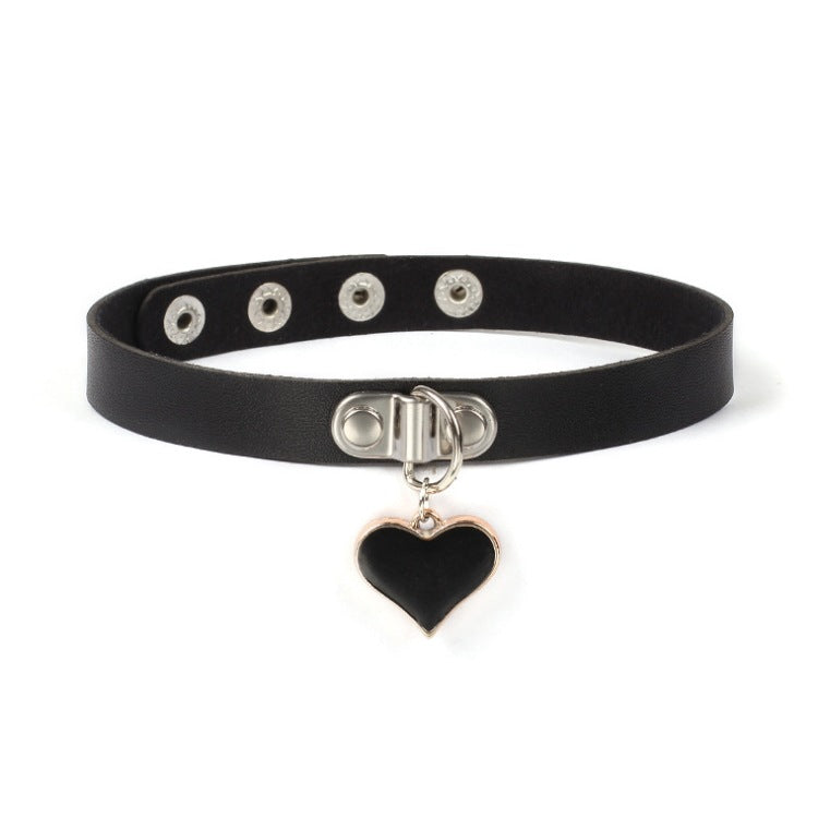 Women's Leather Dark Gothic Heart-shaped Binding Chain Collar
