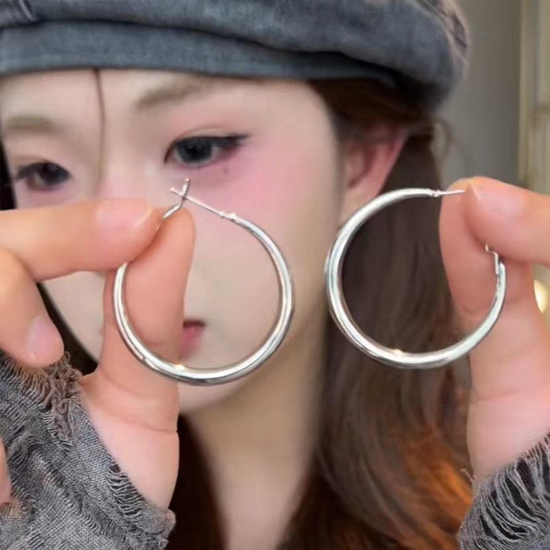 Fashion Ear Exaggerated Needle Eardrops Female Earrings