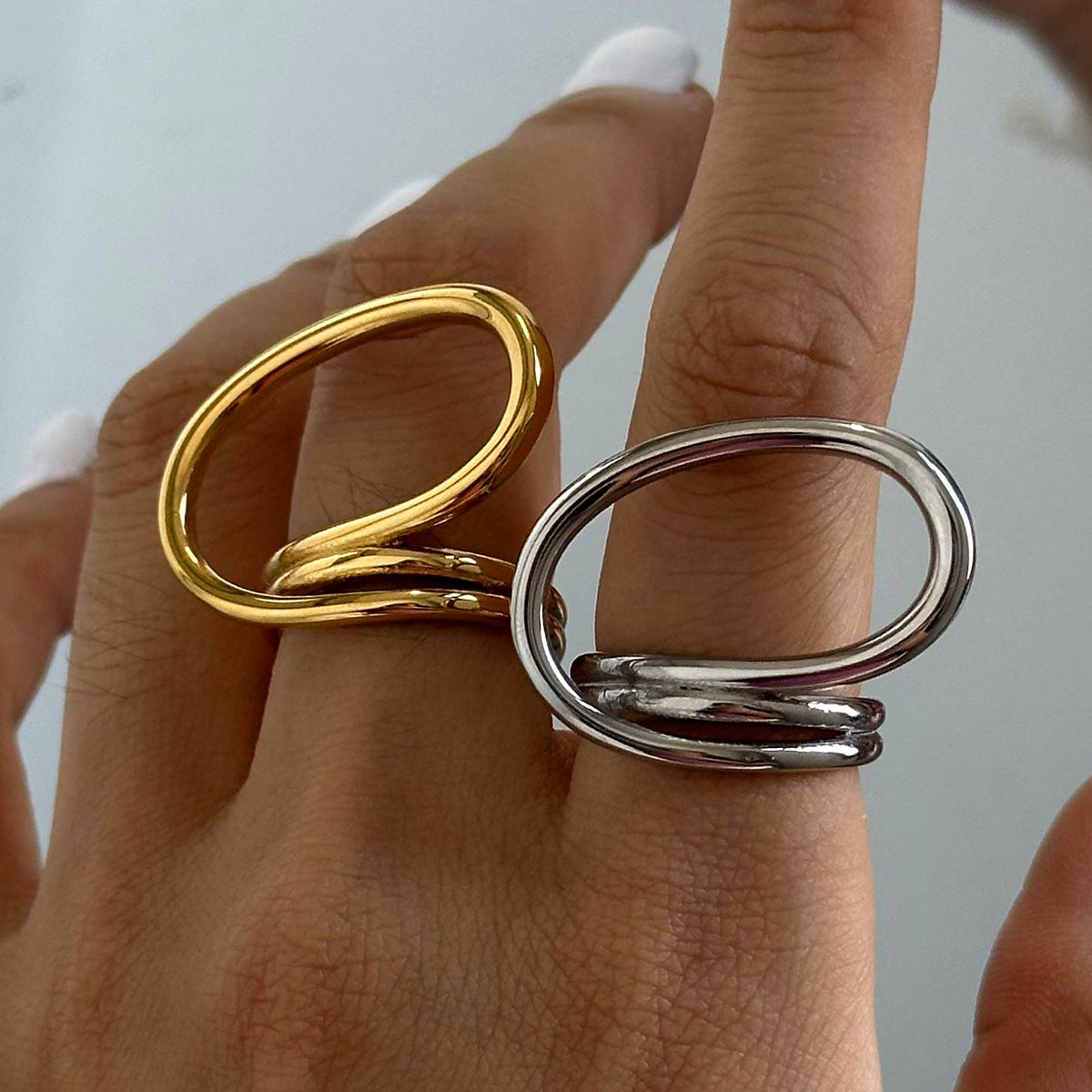 Luxury Elegant Gold Stainless Steel Rotating Rings
