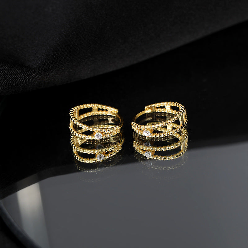 Women's Sier Retro Ear Clip Light Luxury High-grade Personalized Hoop Earrings