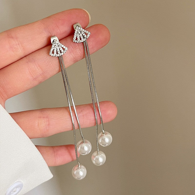 Women's Luxurious Style Long Fringed Pearl Niche Design Earrings
