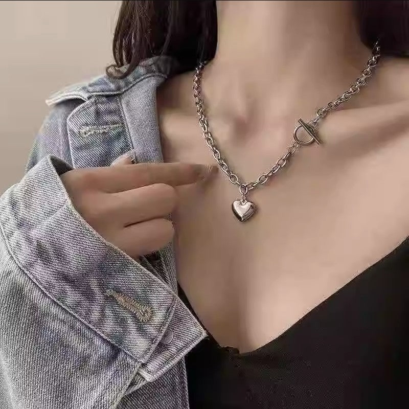 Women's Butterfly Niche Design Versatile Personality Hip Hop Clavicle Chain Necklace