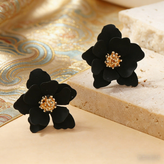 Morandi Three-dimensional Petals Ear Gentle Atmosphere Earrings