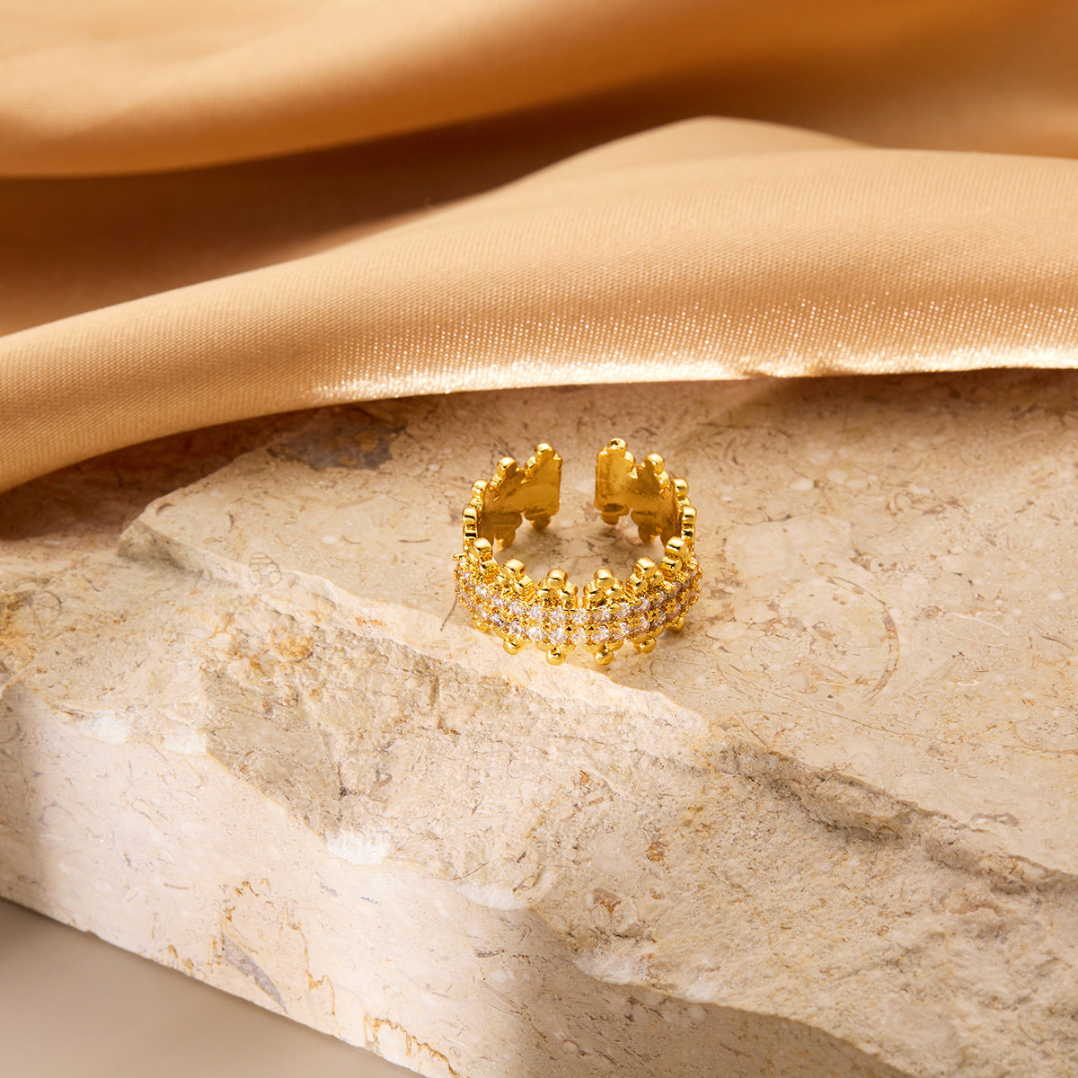 High-grade Niche Real Gold Plated Copper Little Finger Rings
