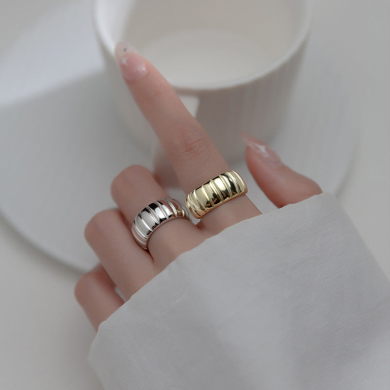 Women's & Men's Design French Style Mori Simple Glossy Gear Rings