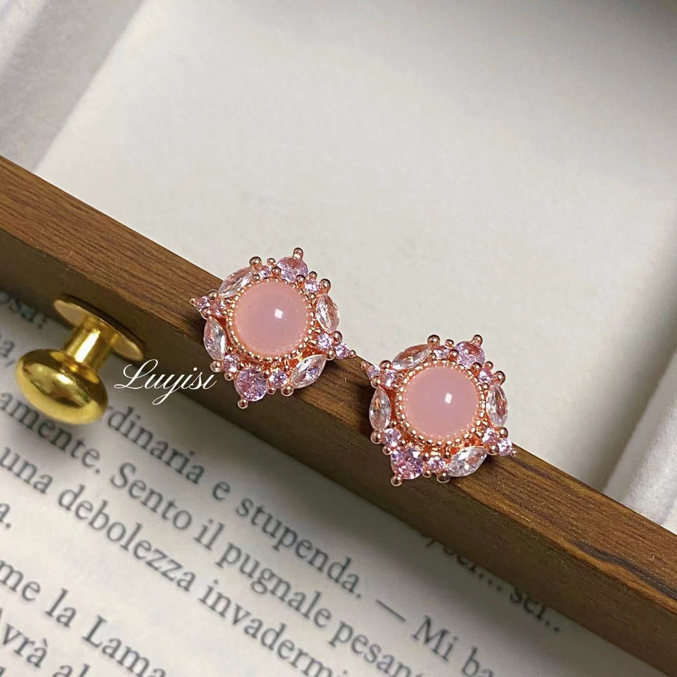 Retro French Pink Crystal Antique Style Jewelry Set