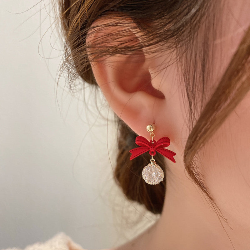 Pin High-grade Light Luxury Tide Small Earrings