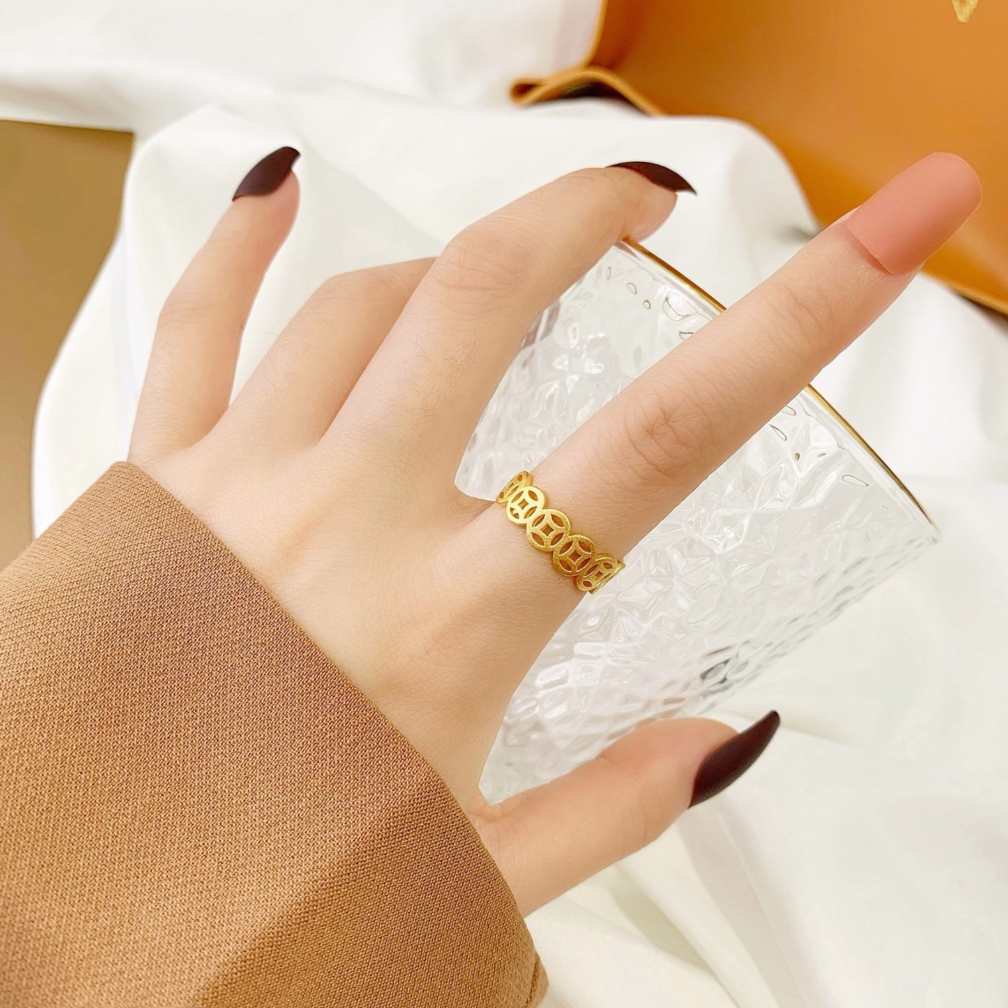 Love Style Square Model Bow Yellow Rings