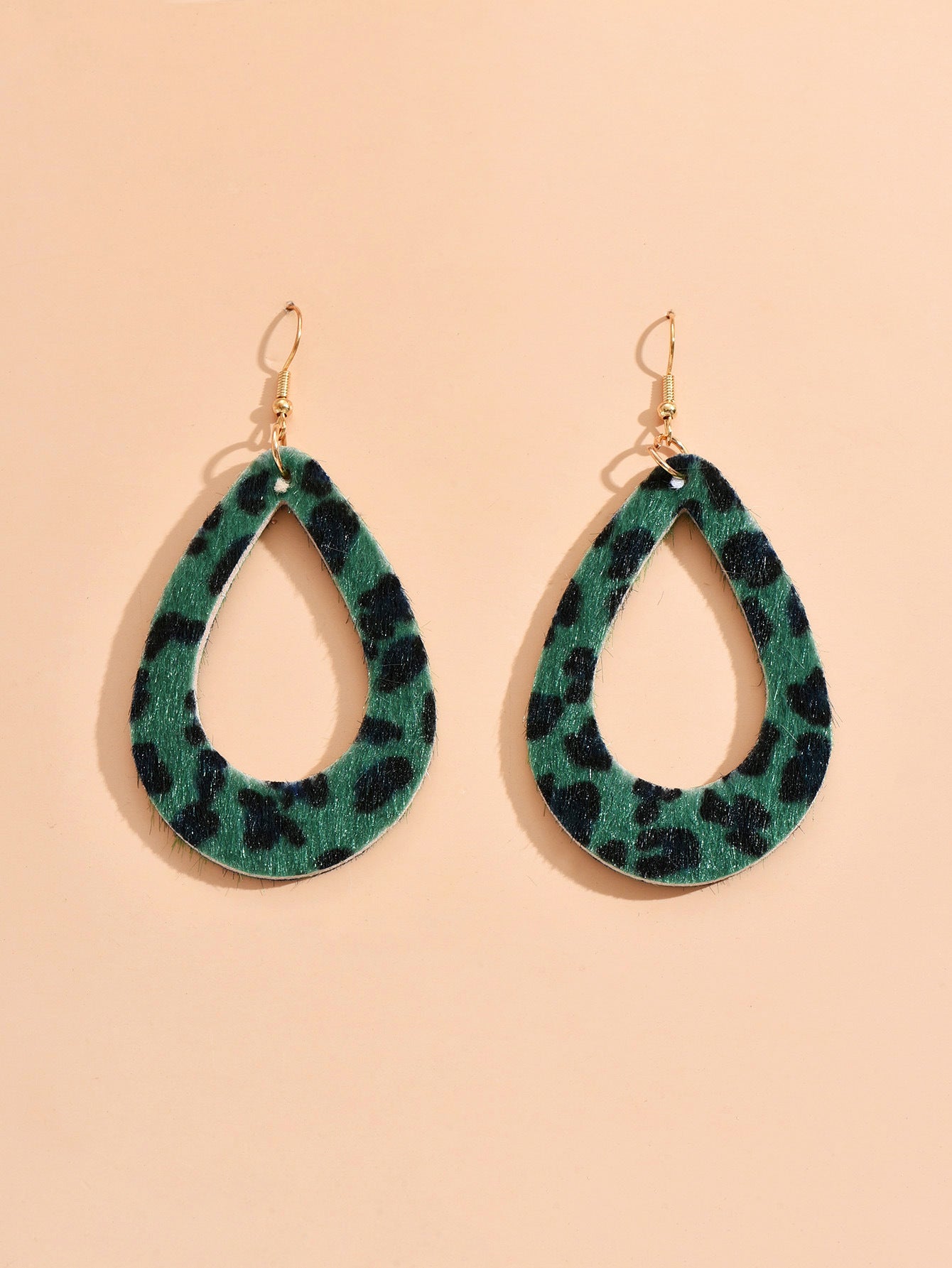 Women's Leather Horse Fur Print Hollow Water Earrings