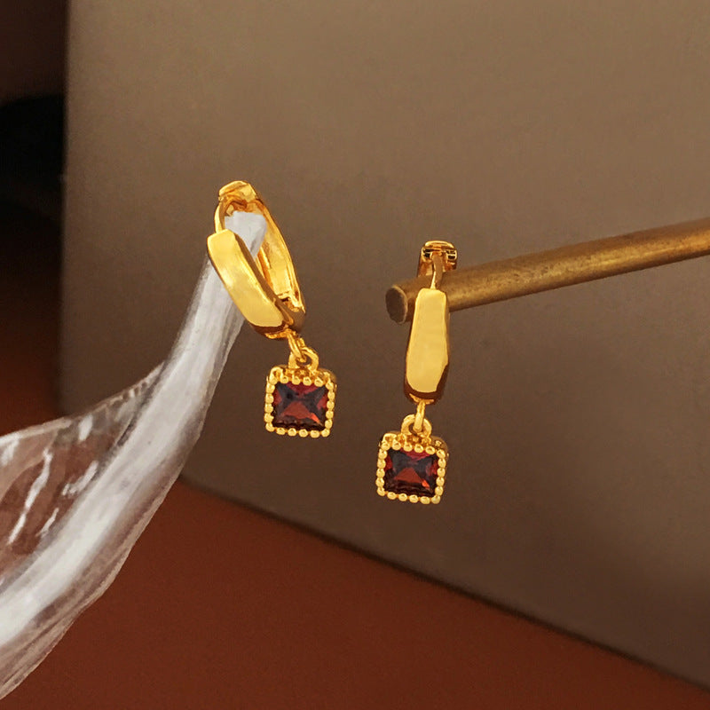 Hot Stylish Light Luxury Design Elegant Earrings