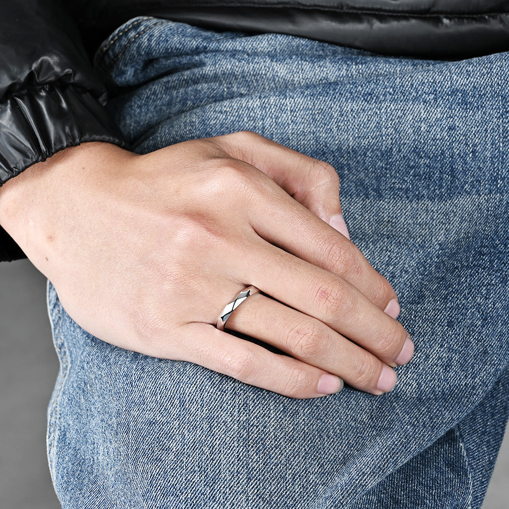 Simple Unisex Style Diamond-shaped Stainless Steel Rings