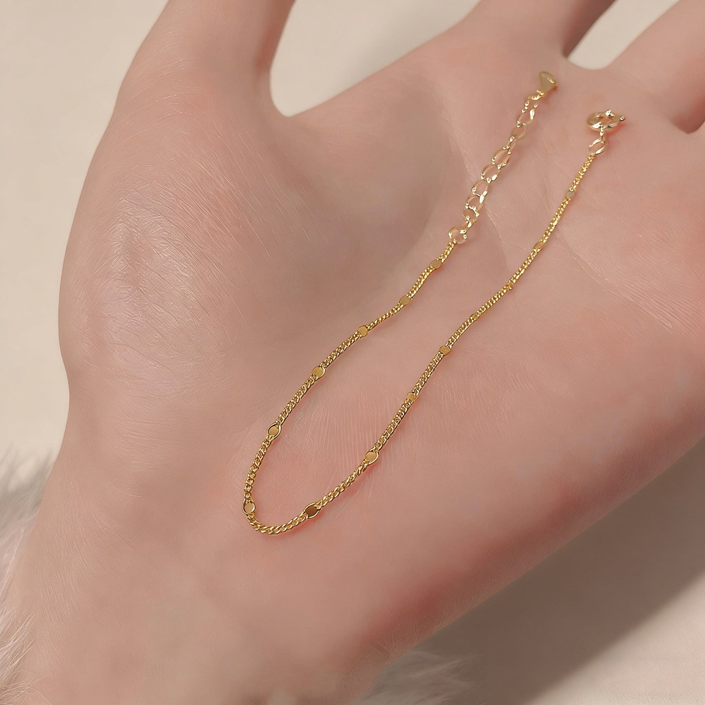 Women's Chain Fashion Simple Style Design Temperamental Elegant Bracelet