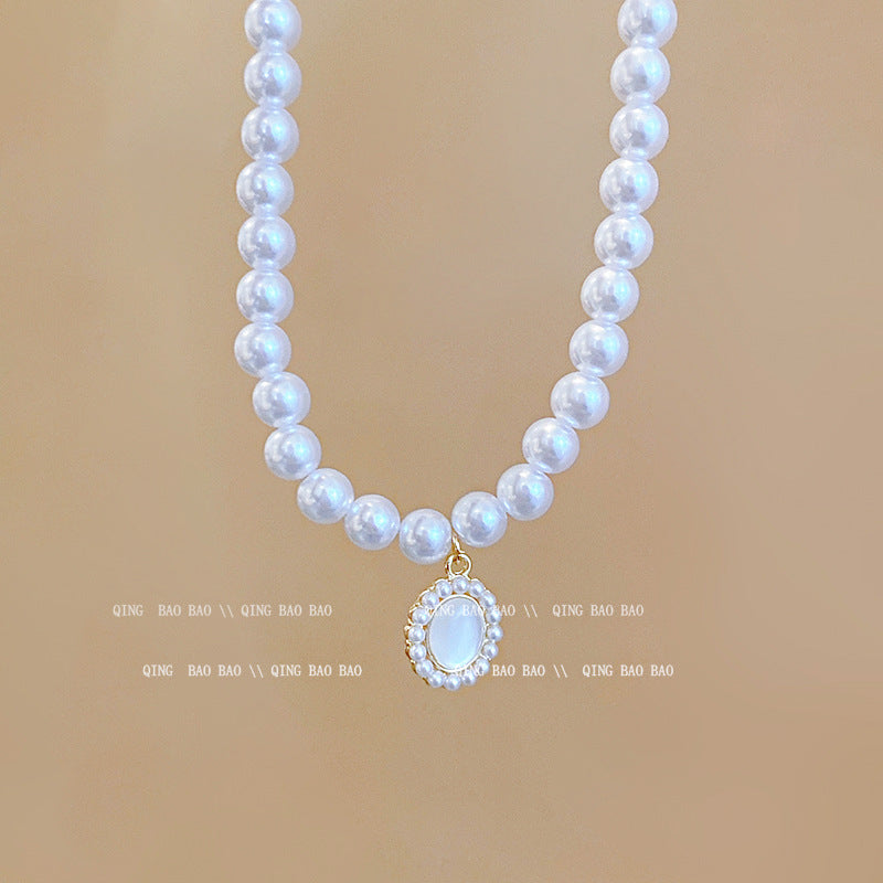 Women's Versatile High Sense Short Pearl Design Necklaces