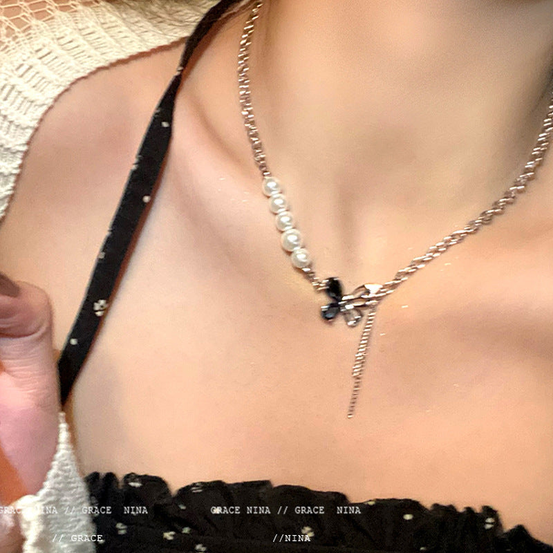 Women's Attractive Fashionable Pearl Clavicle Love Necklaces