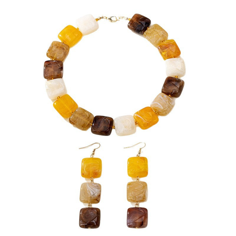 Women's Retro Amber Square Beaded Vintage Style Earrings