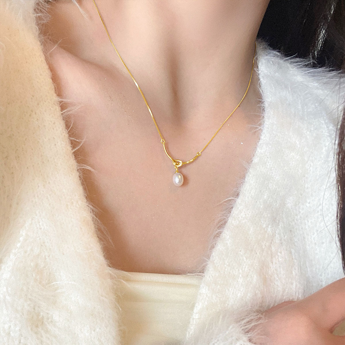 Women's Pearl For French Entry Lux Niche Style High-grade Temperament Necklaces