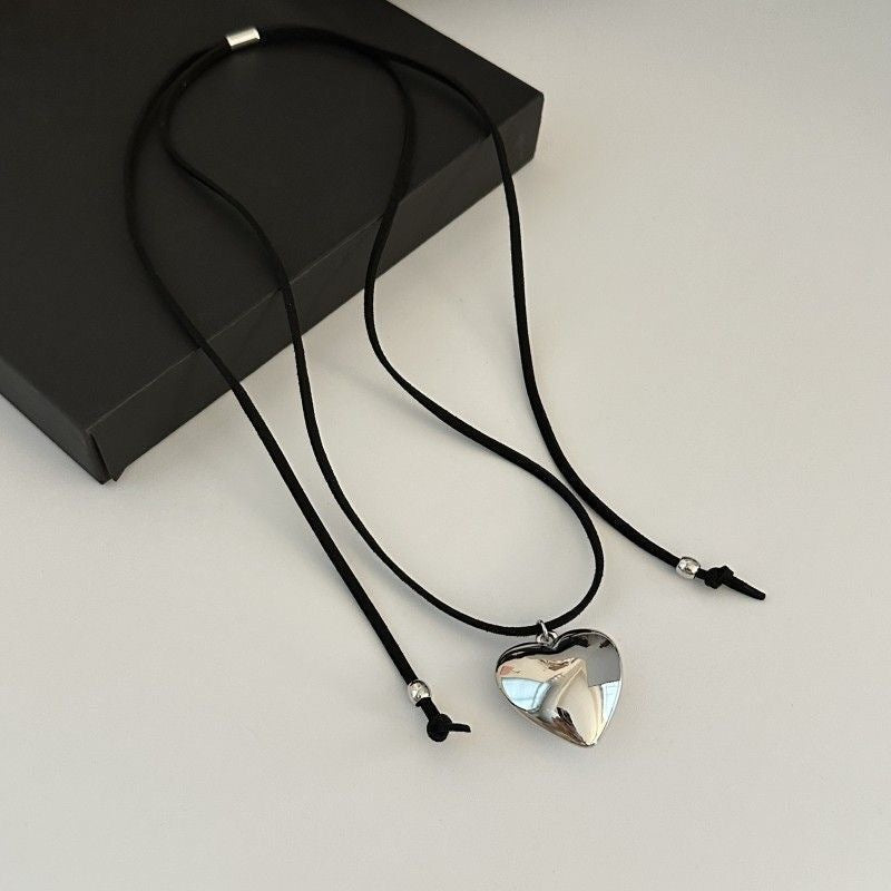 Women's Fashion Pull Adjustable Heart-shaped Simple Personality Necklaces