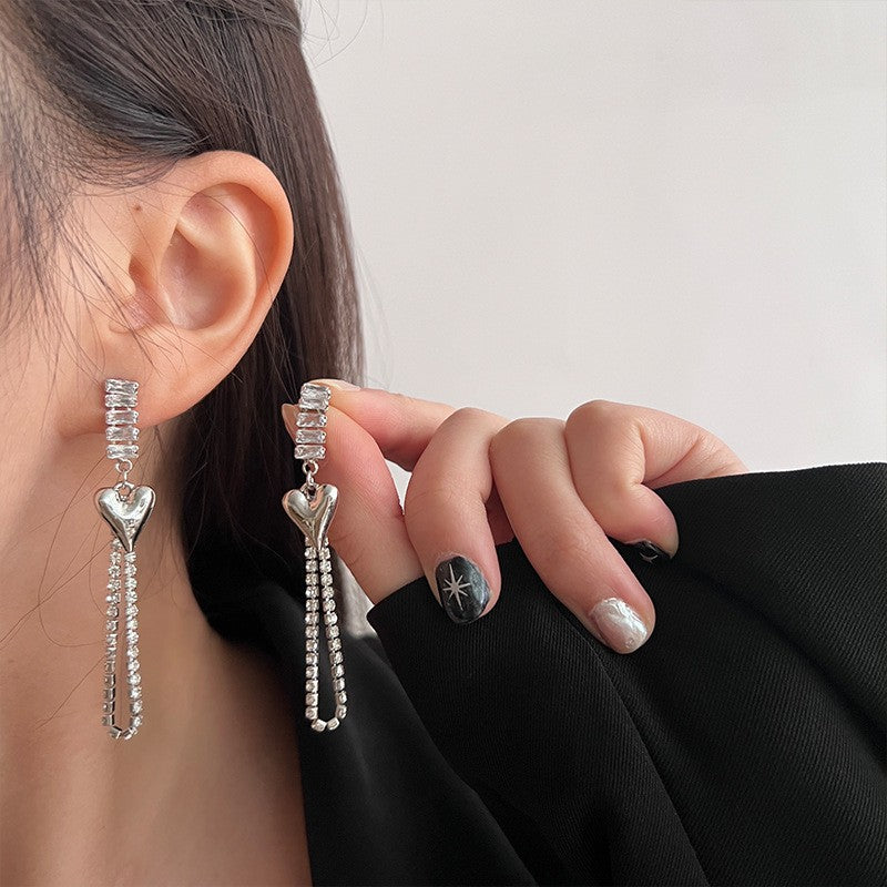Women's Luxurious Style Long Fringed Pearl Niche Design Earrings