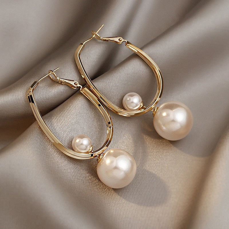 Geometric Butterfly Pearl Affordable Luxury Fashion Earrings