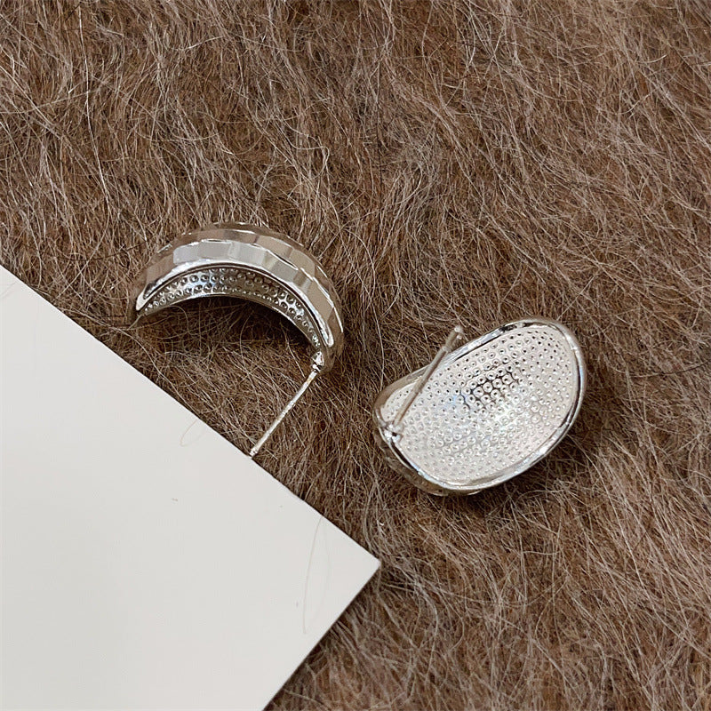 Petty Gold Wide Surface Shaped Ear Simple Elegant Mirror Mosaic Stud Earrings
