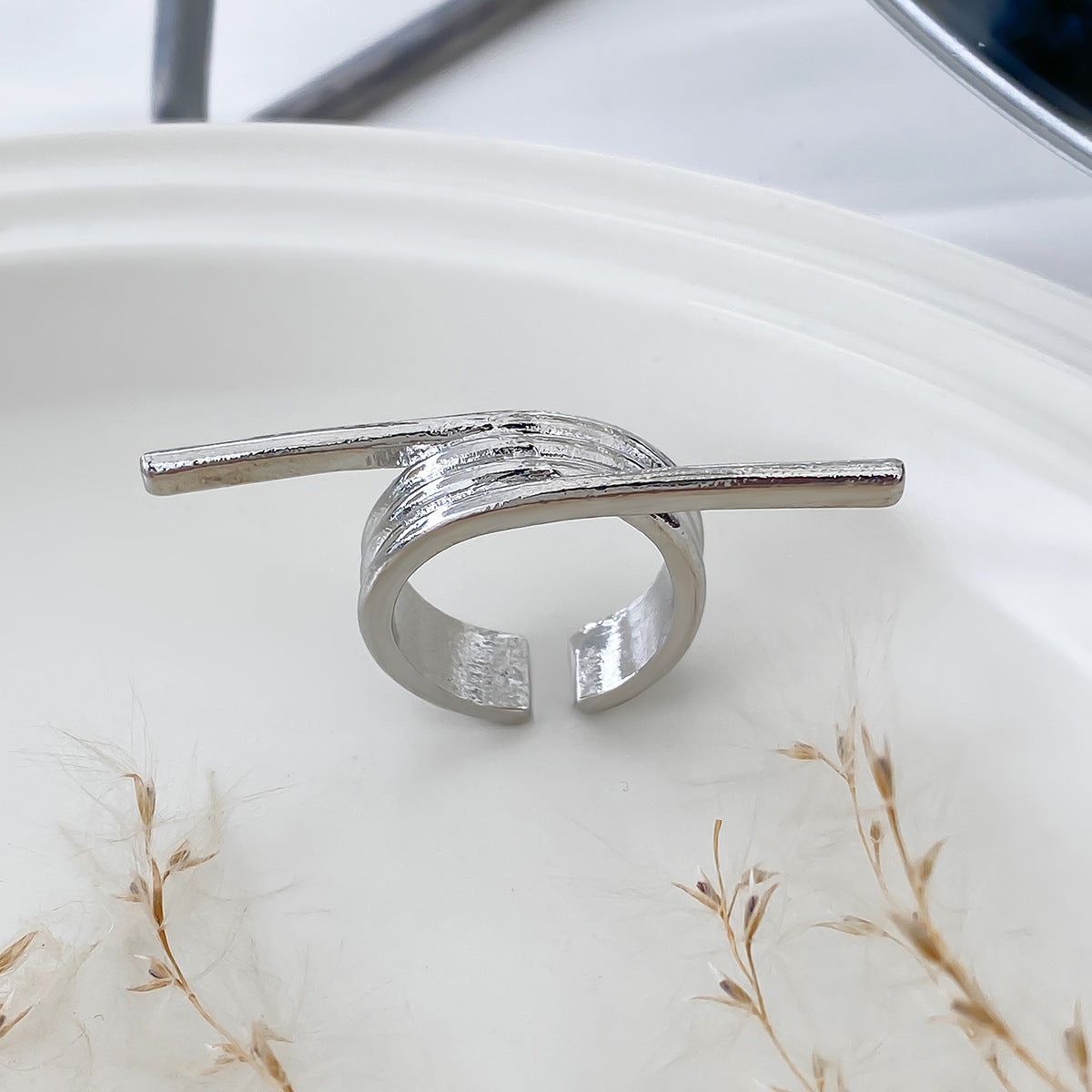 Style Metal Irregular Water Drop Petal Rings