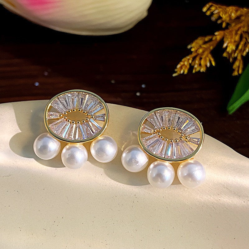 Shining Diamond Irregular Round Female Special Earrings