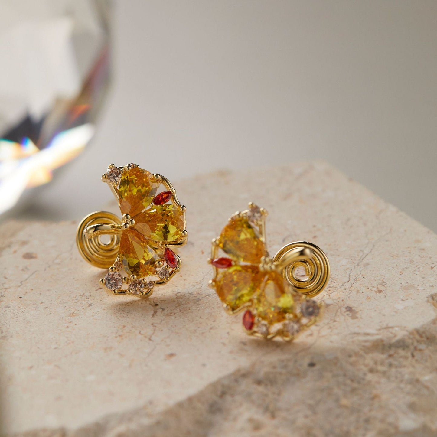 Ginkgo Shimmer French Style Leaf Super Flash Earrings