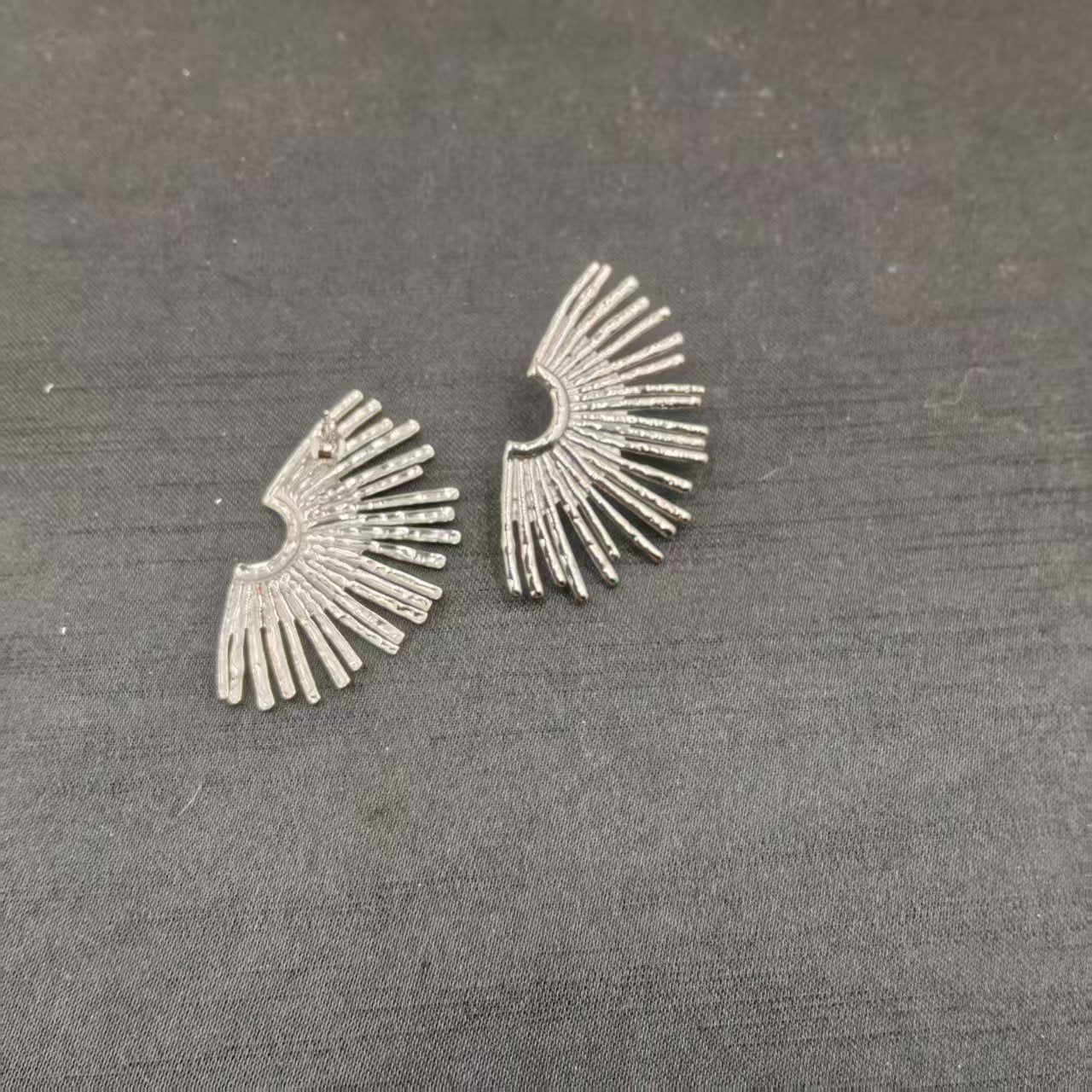 Exaggerated Stainless Steel Fan-shaped Sun Light Style Personality High-grade Geometric Rings