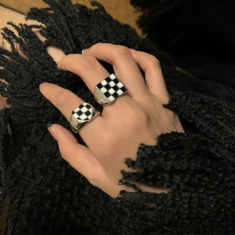 Chessboard Plaid Love Heart-shaped Two-piece Set Female Fashion Rings