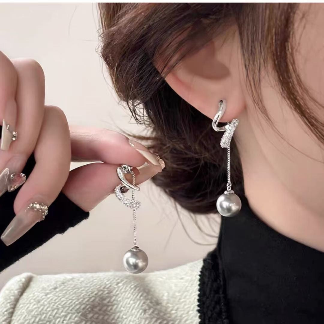 Sier Needle Cool Lady Temperament Butterfly Earrings