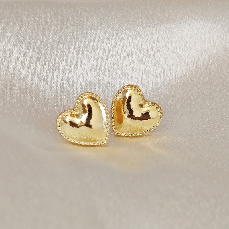 Women's Creative Simple Pearl Vintage Ornament Earrings