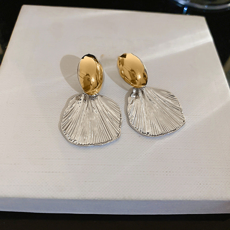 Geometric Butterfly Pearl Affordable Luxury Fashion Earrings