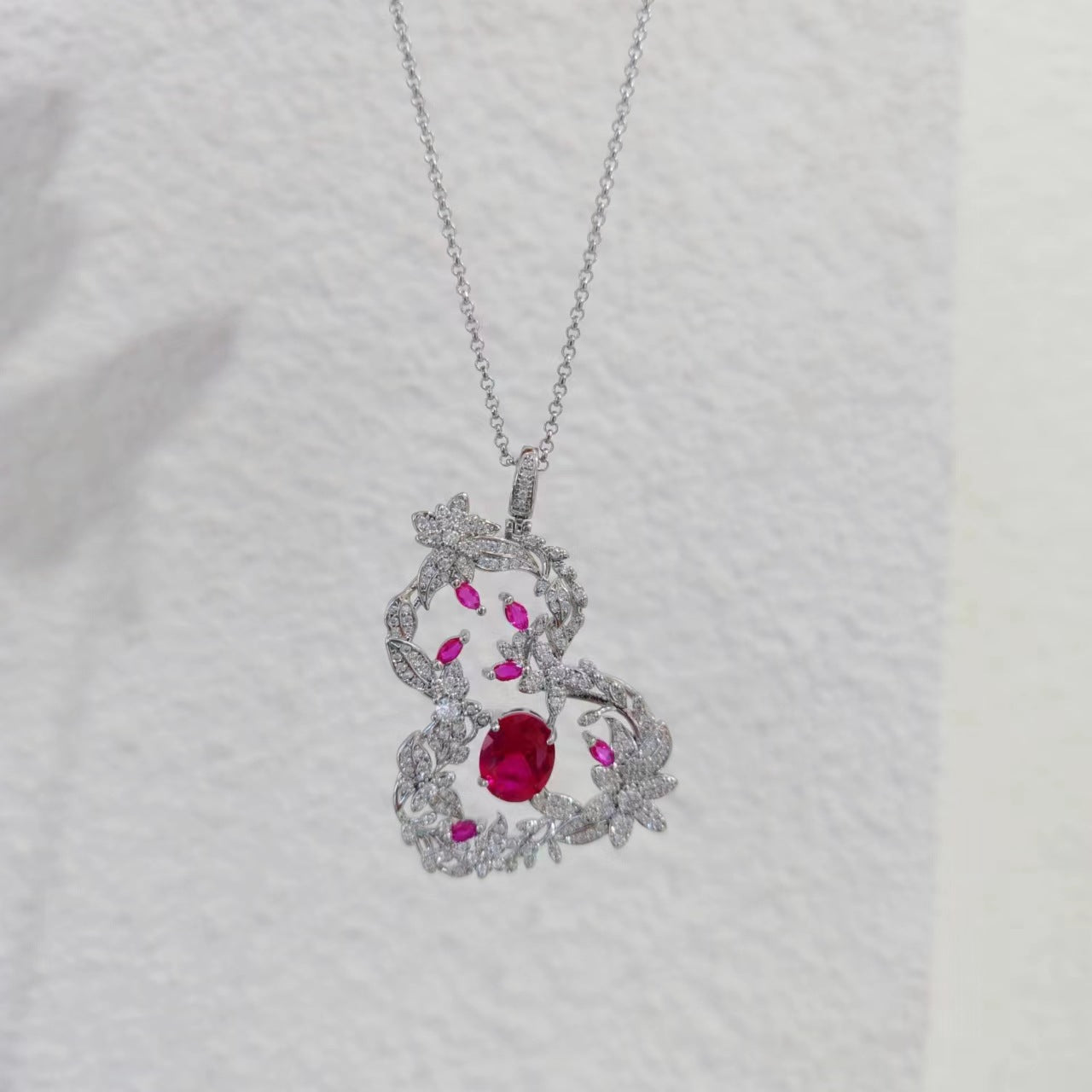 Hollow Pattern Colorful Crystals Gourd Fashionable Elegant Necklaces