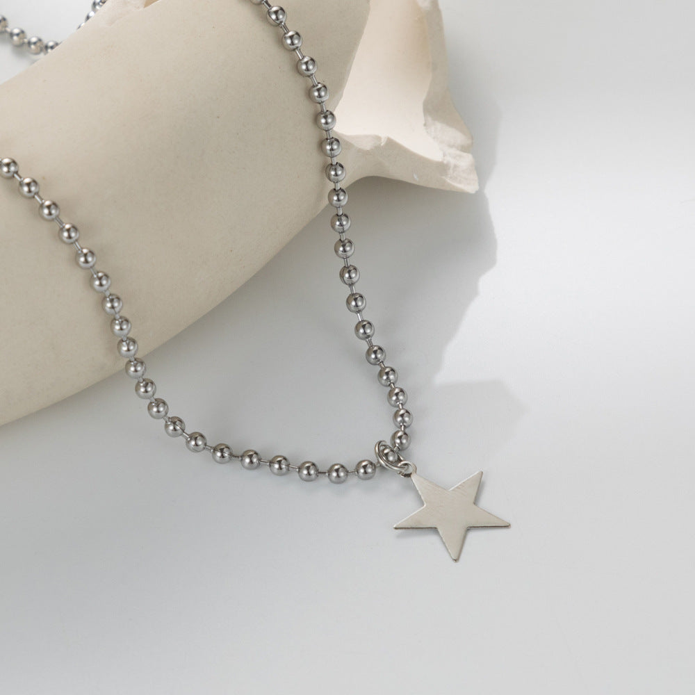 Women's Creative Simple Star Street Shot Ornament Necklaces