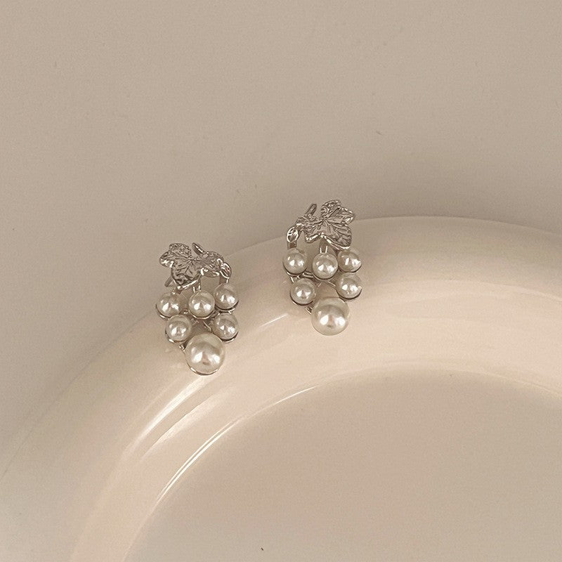 Women's Luxurious Style Long Fringed Pearl Niche Design Earrings