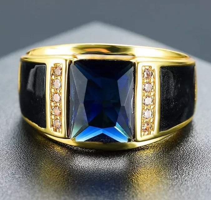 Men's Ornament Snakelike Winding Black Flat Gemstone Vintage Rings