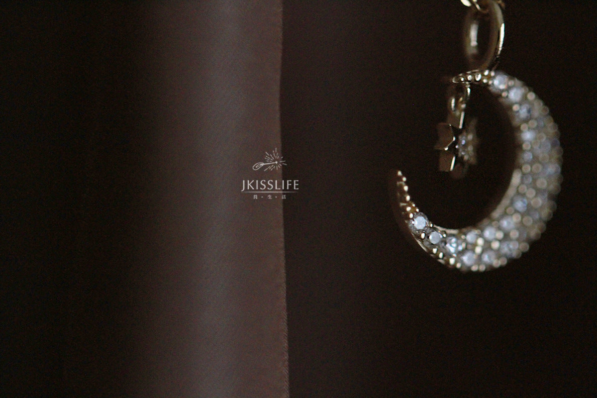 Women's Gold Plated Star Moon Exquisite Zirconium Diamond Temperament Wild Pendants