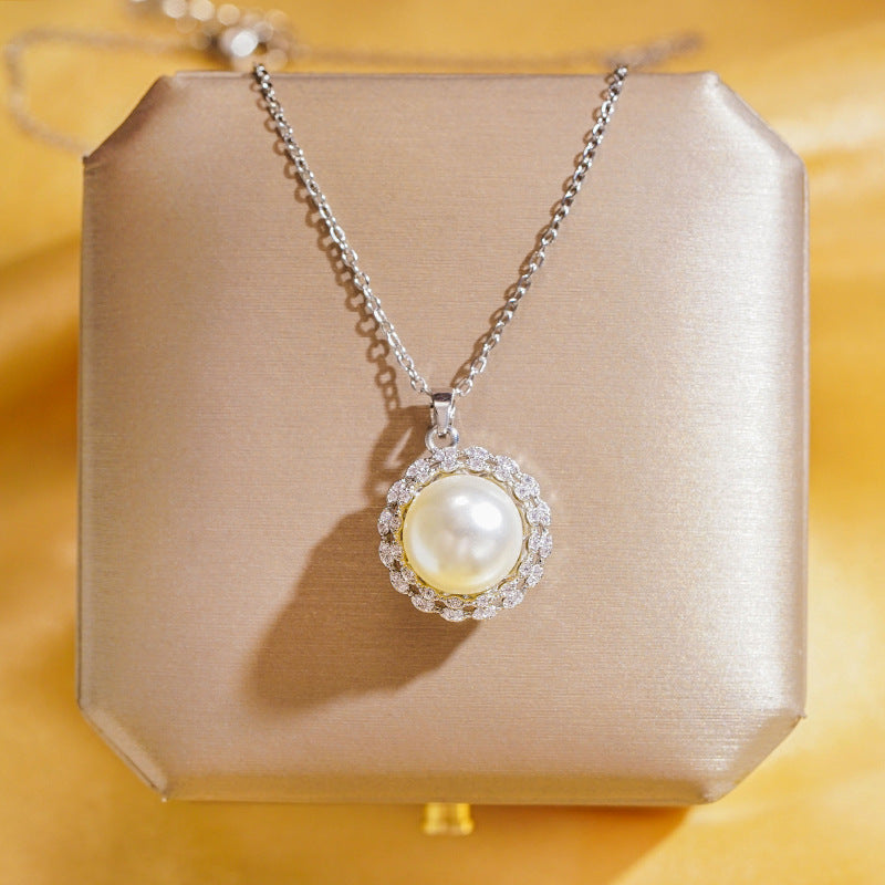 Women's Special Interest Light Luxury Clavicle Chain Necklaces