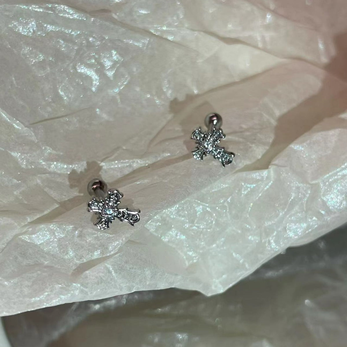 Women's Bone Delicate Eardrops Pin Niche Design Earrings