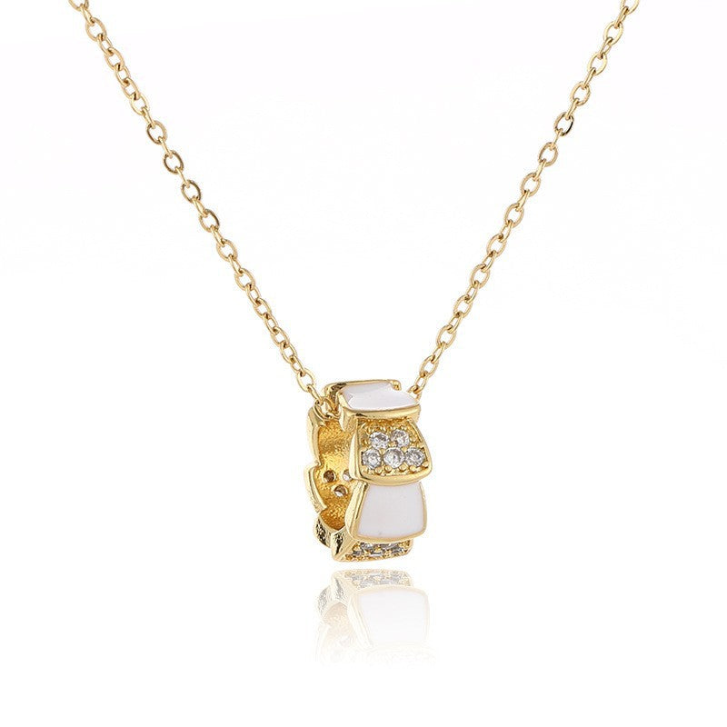 V Gold Electroplated Full Diamond Natural Fritillary Necklaces