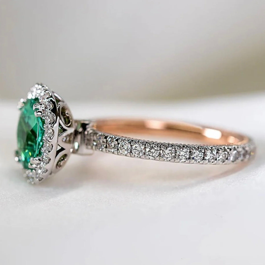 Women's Fashion Zircon Two-color Alloy Inlaid Emerald Rings