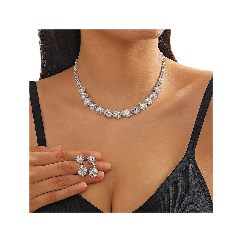 Sexy Full Diamond Rhinestone Flower Suite Fashion Jewelry Set