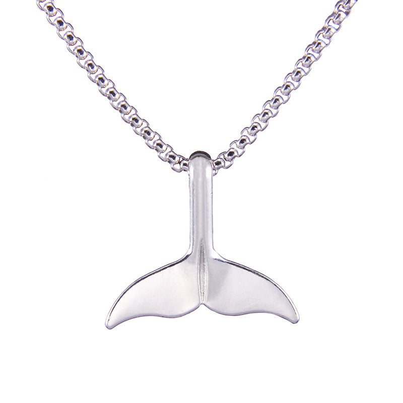 Women's Glossy Fashion Simple Couple Design Sweater Necklaces