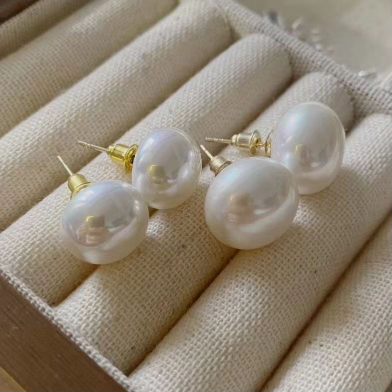 French Flat Round Steamed Bread Pearl Big Ear Female Earrings