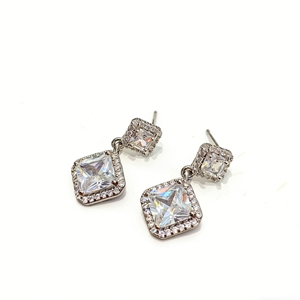 Star Mcgrady Diamond Super Shiny Auricular Needle Stud Earrings